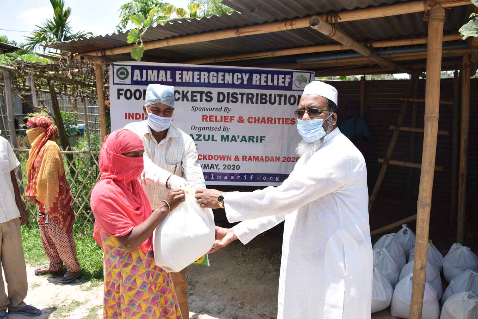 Read more about the article Door to door food materials distribution by Markazul Ma’arif