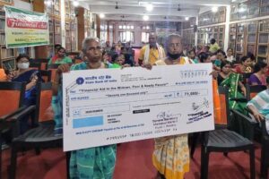 Read more about the article Markazul Ma’arif Extends a Helping Hand: Financial Aid Reaches Over 70 Needy Individuals in Hojai, Assam